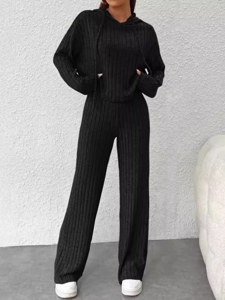 OLIVIA | COMPLETO A RIGHE IN MAGLIA CON CAPPUCCIO, VESTIBILITÀ MORBIDA E MANICHE LUNGHE