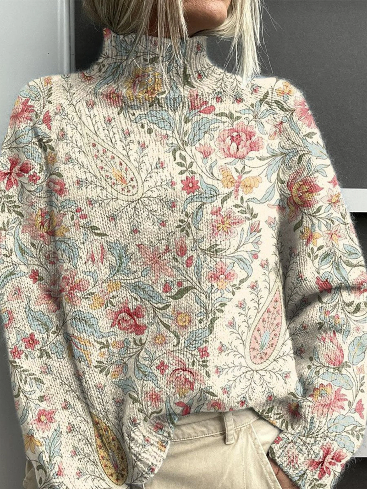 JULIA | MAGLIA DOLCEVITA VINTAGE CON MOTIVO PAISLEY