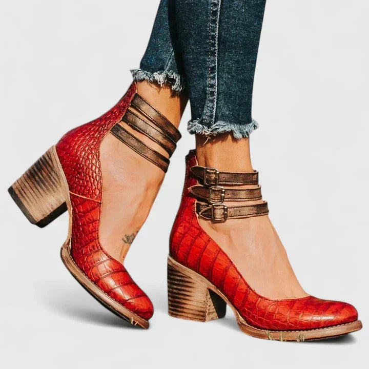 JANELIS | TACCHI ELEGANTI