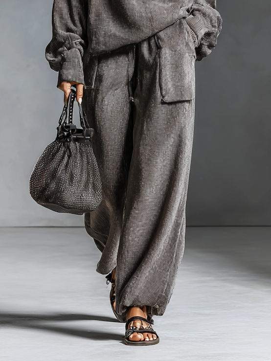 EVELYN | COMPLETO DONNA CASUAL IN VELLUTO A COSTE CON FELPA CON CAPPUCCIO E PANTALONI DRITTI