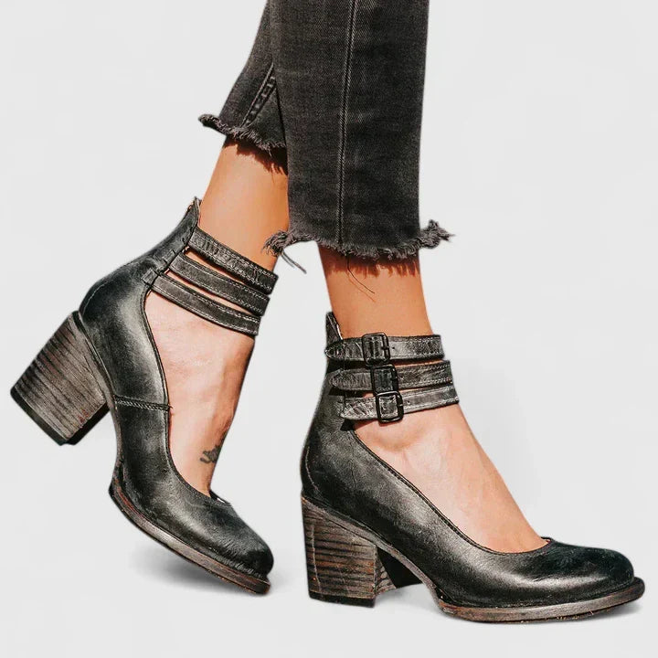 JANELIS | TACCHI ELEGANTI