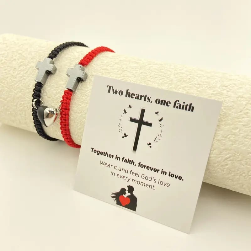 BRACCIALETTO CON CHARM CROCE E CUORE