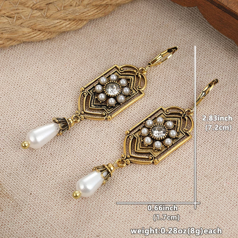 ADELINA | ORECCHINI VINTAGE CON PERLE E INTAGLI DORATI