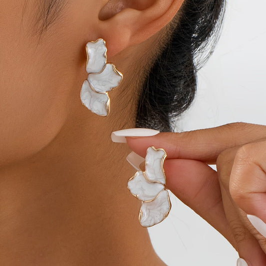 FLORETTE | ORECCHINI CON PETALI DI FIORE DI PERLA