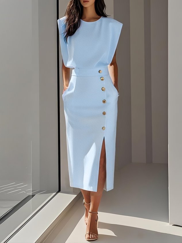 GENEVIEVE | ABITO MIDI CON SPALLE IMBOTTITE, DETTAGLIO BOTTONI E SPACCO