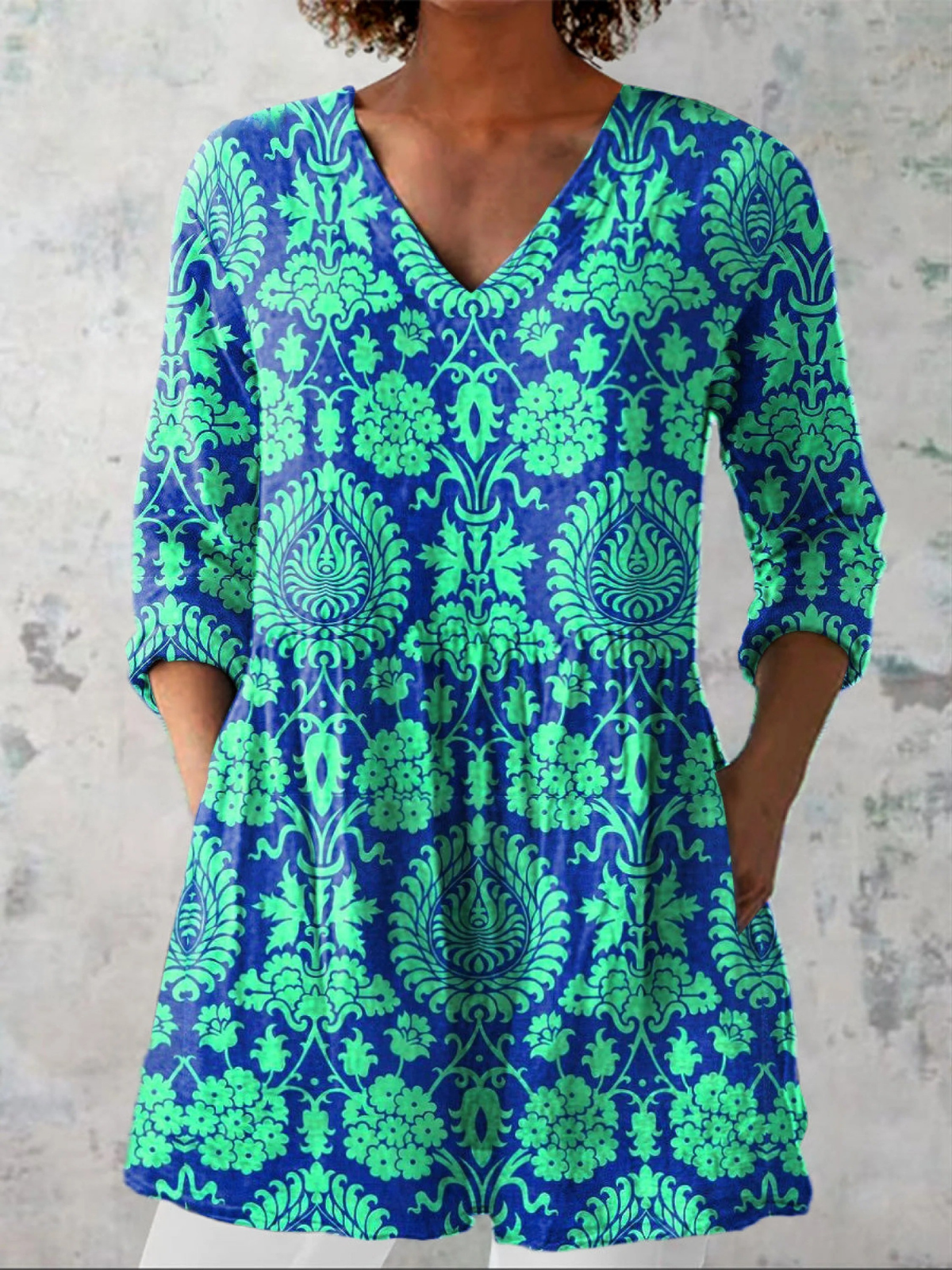 INES | CAMICIA LUNGA CON SCOLLO A V