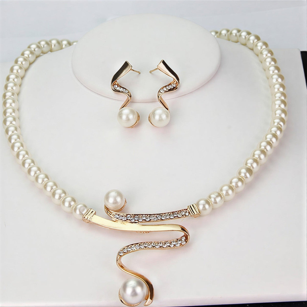 SERAPHINA | SET DI GIOIELLI CON PERLE ELEGANT WAVE