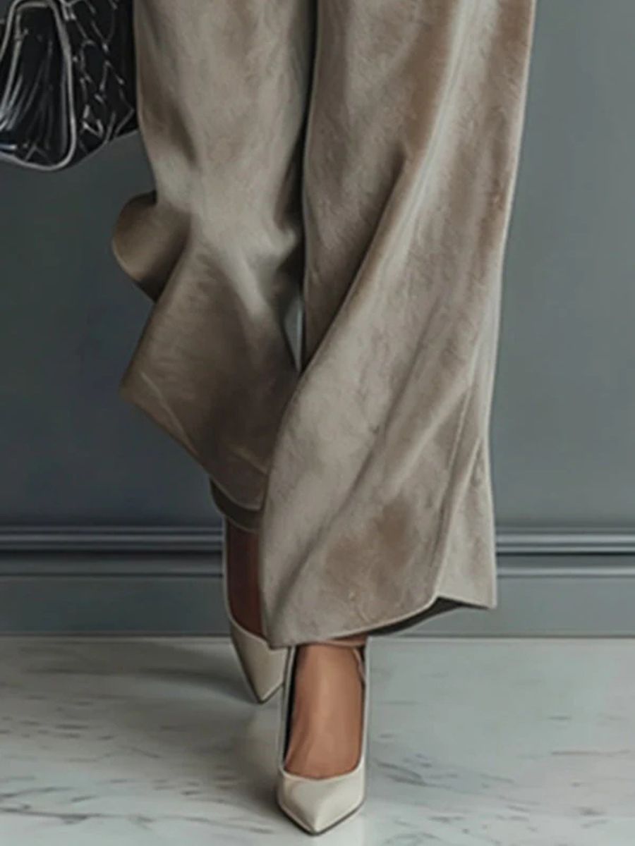 OLIVIA | COMPLETO DOLCEVITA IN VELLUTO TAUPE