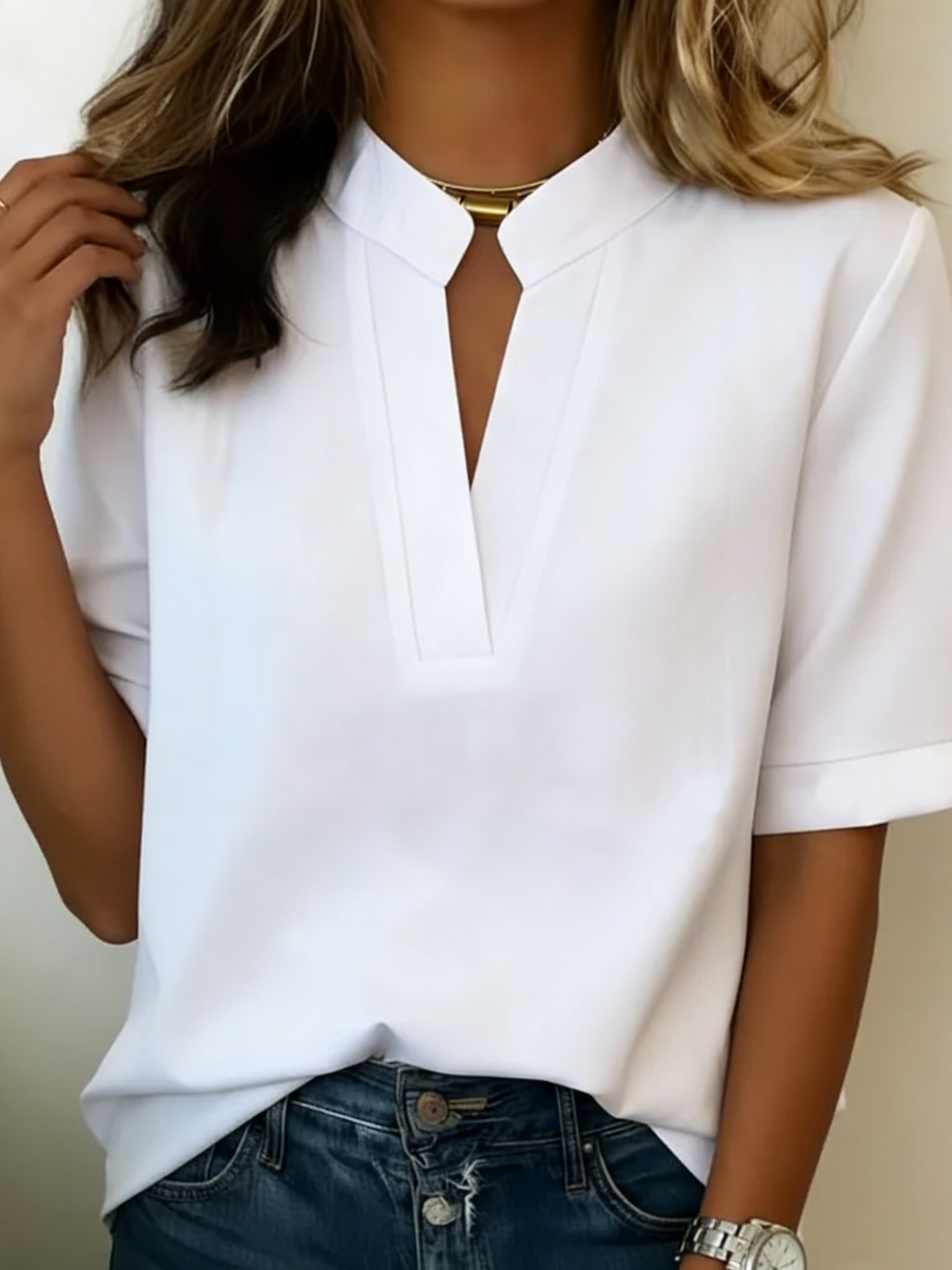 LAURA | CAMICETTA CHIC CON SCOLLO A V