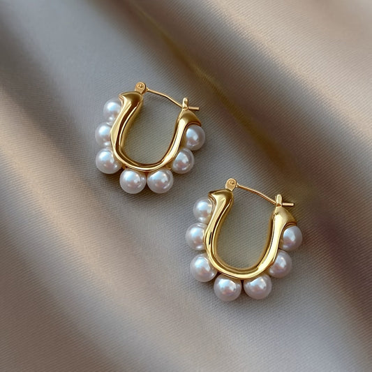 PEARLA | ORECCHINI A CERCHIO CON PERLE A GRAPPOLO
