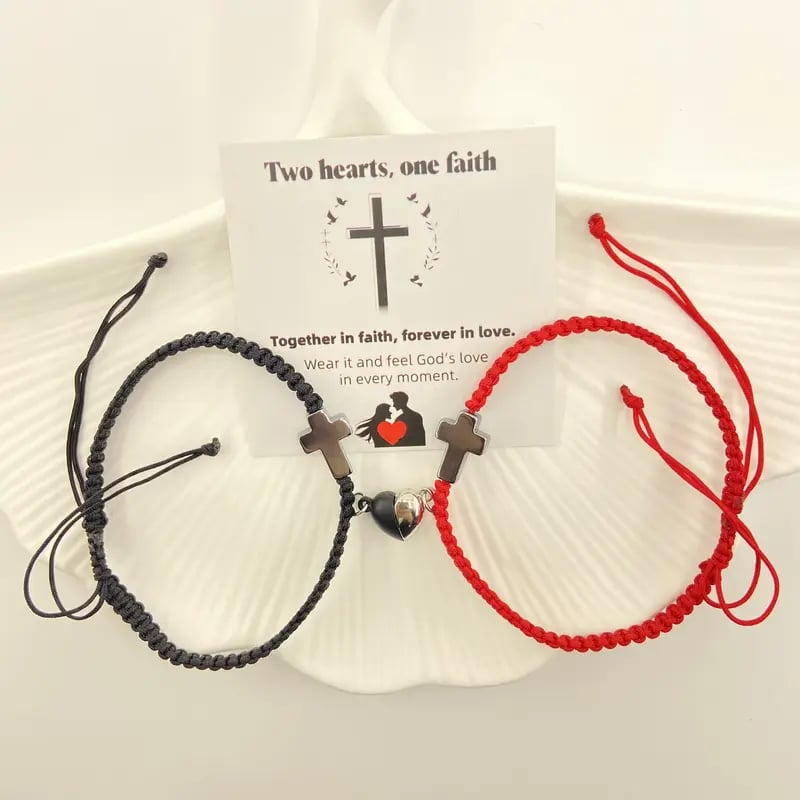 BRACCIALETTO CON CHARM CROCE E CUORE