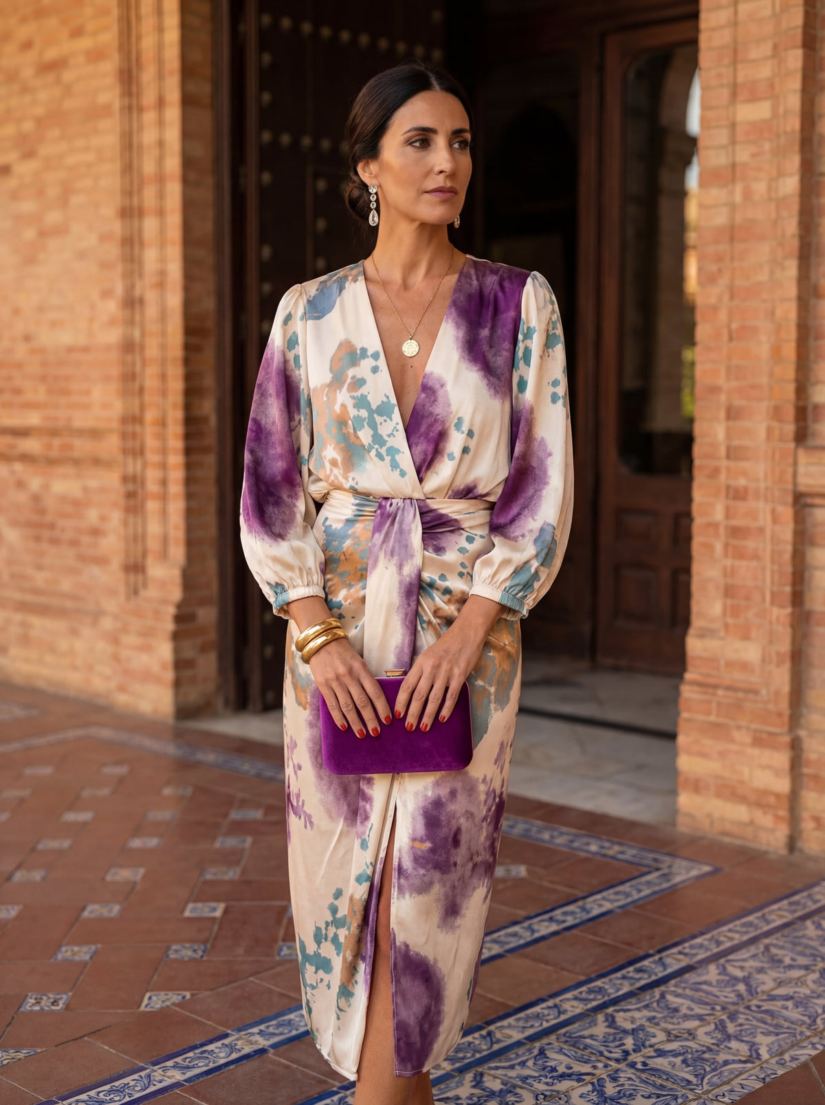 DIANA | ABITO ELEGANTE CON SCOLLO A V