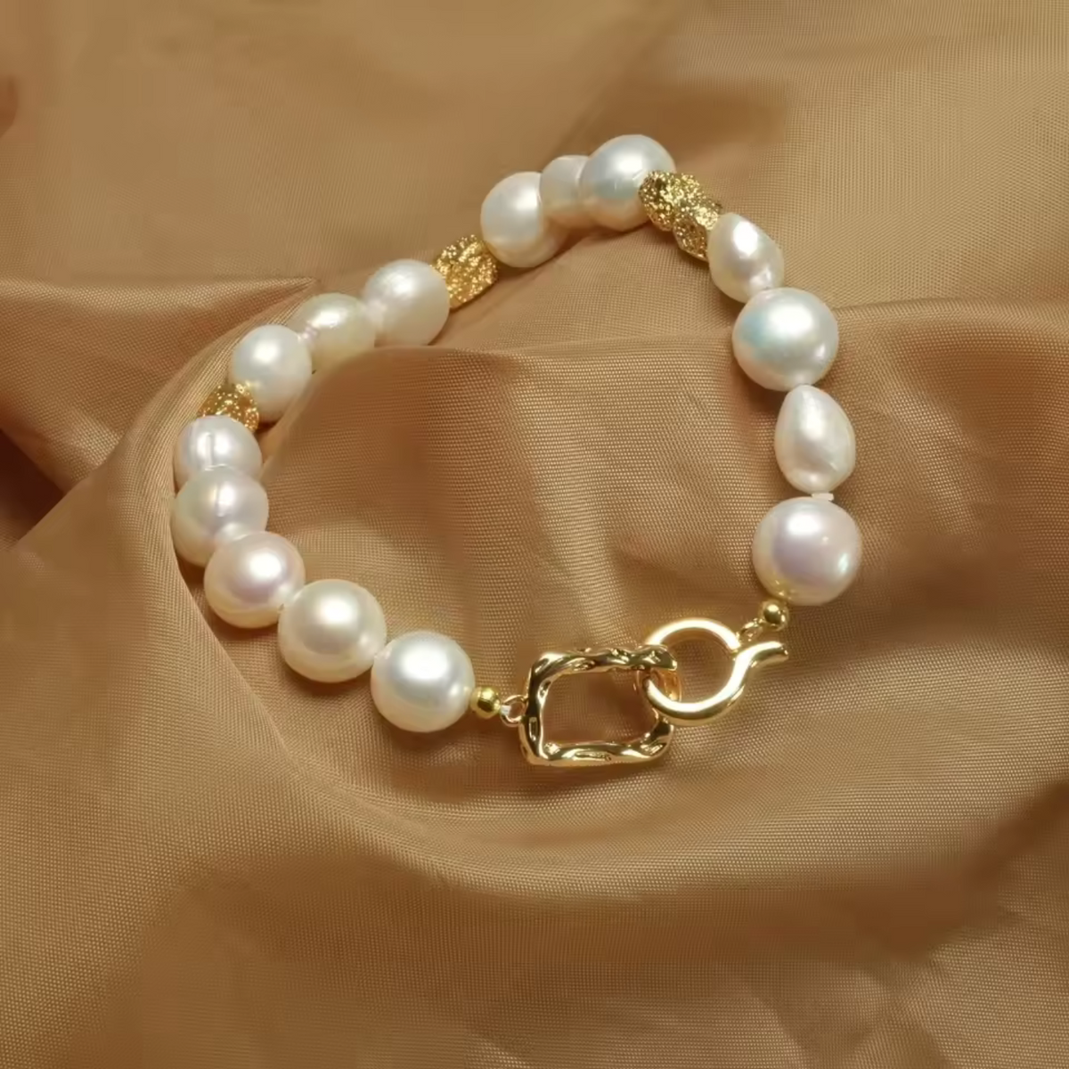 ISADORA | BRACCIALETTO ELEGANTE CON PERLE BAROCCHE