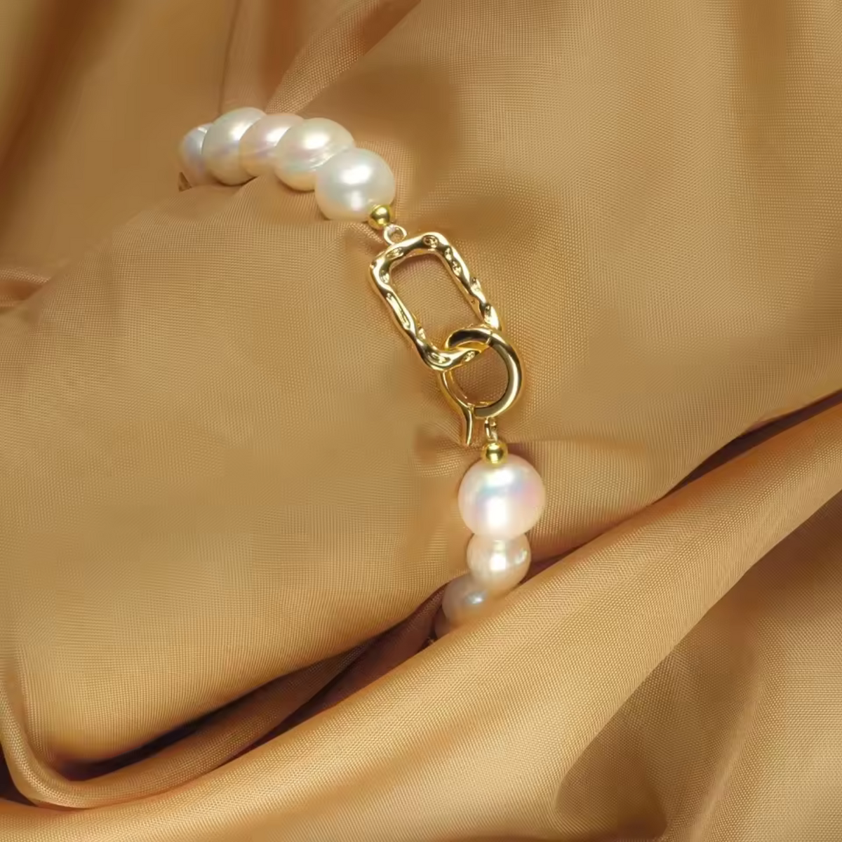 ISADORA | BRACCIALETTO ELEGANTE CON PERLE BAROCCHE