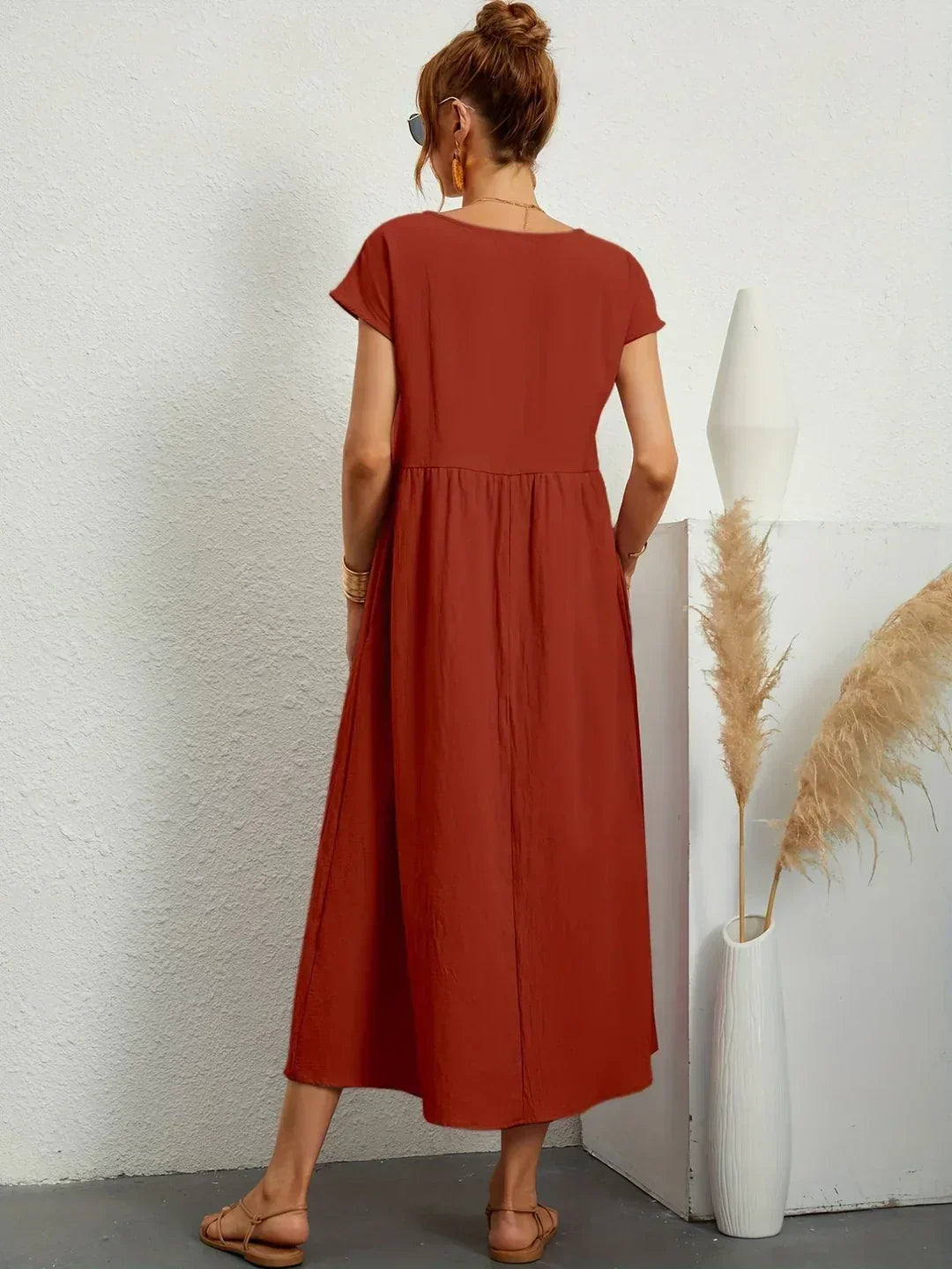 MAXINE | ABITO MIDI FLUIDO ELEGANTE E SENZA TEMPO