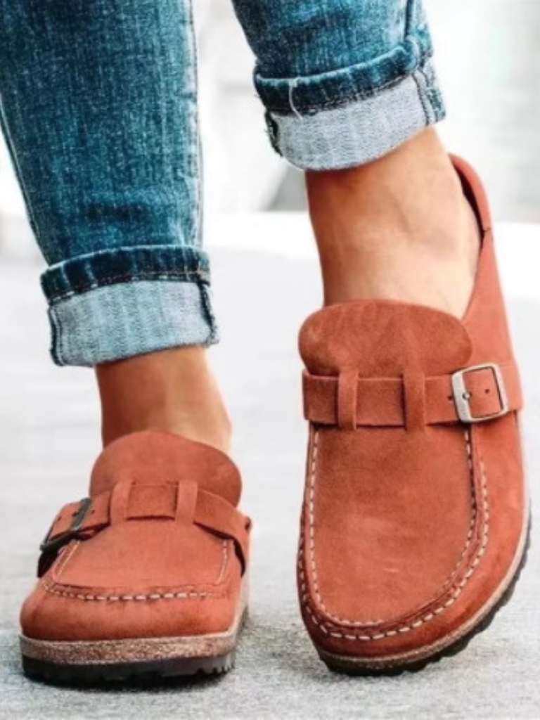 CHARLOTTE | ZOCCOLI COMFORT CON FIBBIA