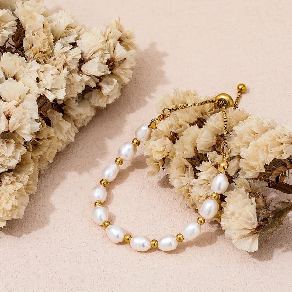 ADELINE | ELEGANT BRACCIALETTO IN PERLE E ORO