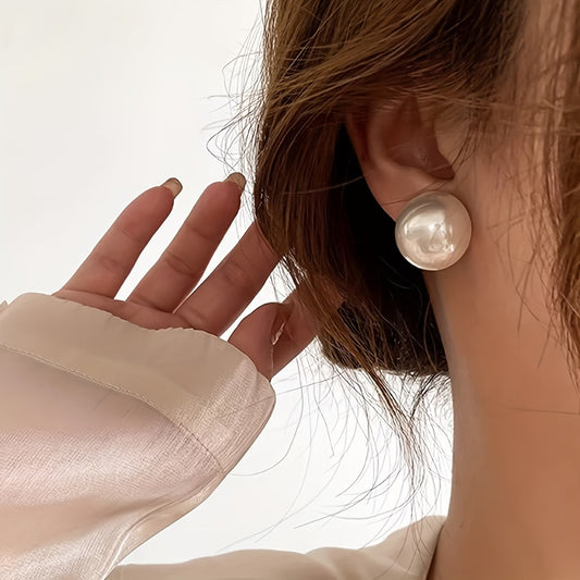 VIVIENNE | GLI ORECCHINI A LOBO CON PERLA STATEMENT