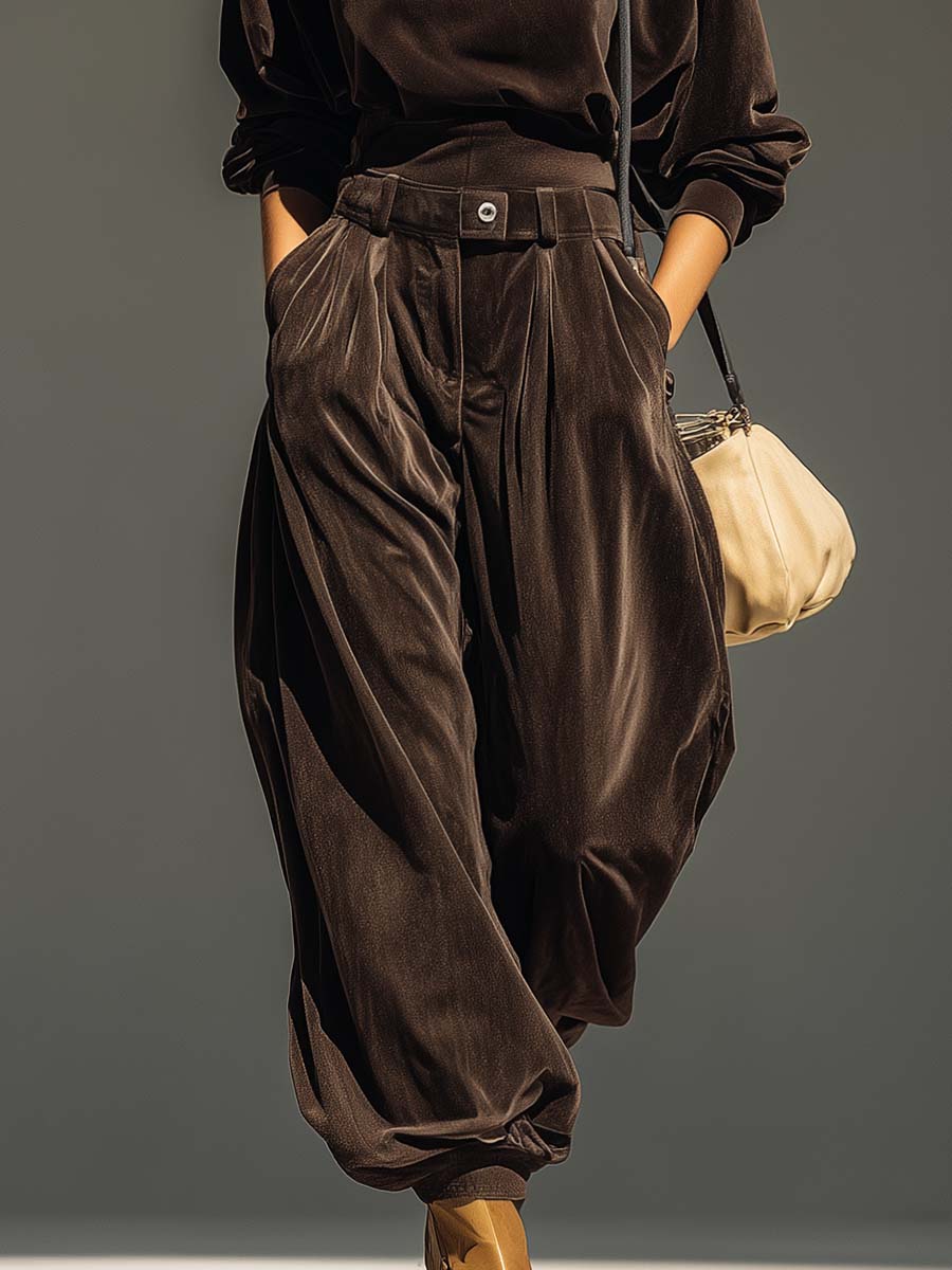 FREYA | COMPLETO FELPA CON CAPPUCCIO IN VELLUTO MARRONE VINTAGE E PANTALONI AMPI