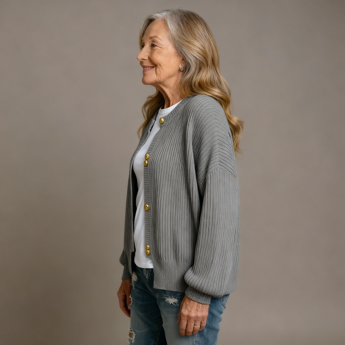 ELARA | CARDIGAN CON BOTONI A PERLA