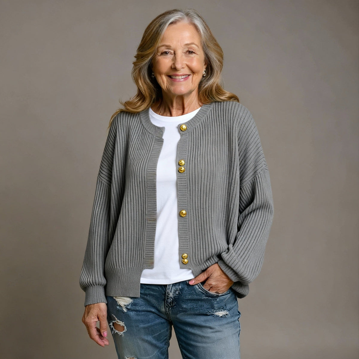 ELARA | CARDIGAN CON BOTONI A PERLA