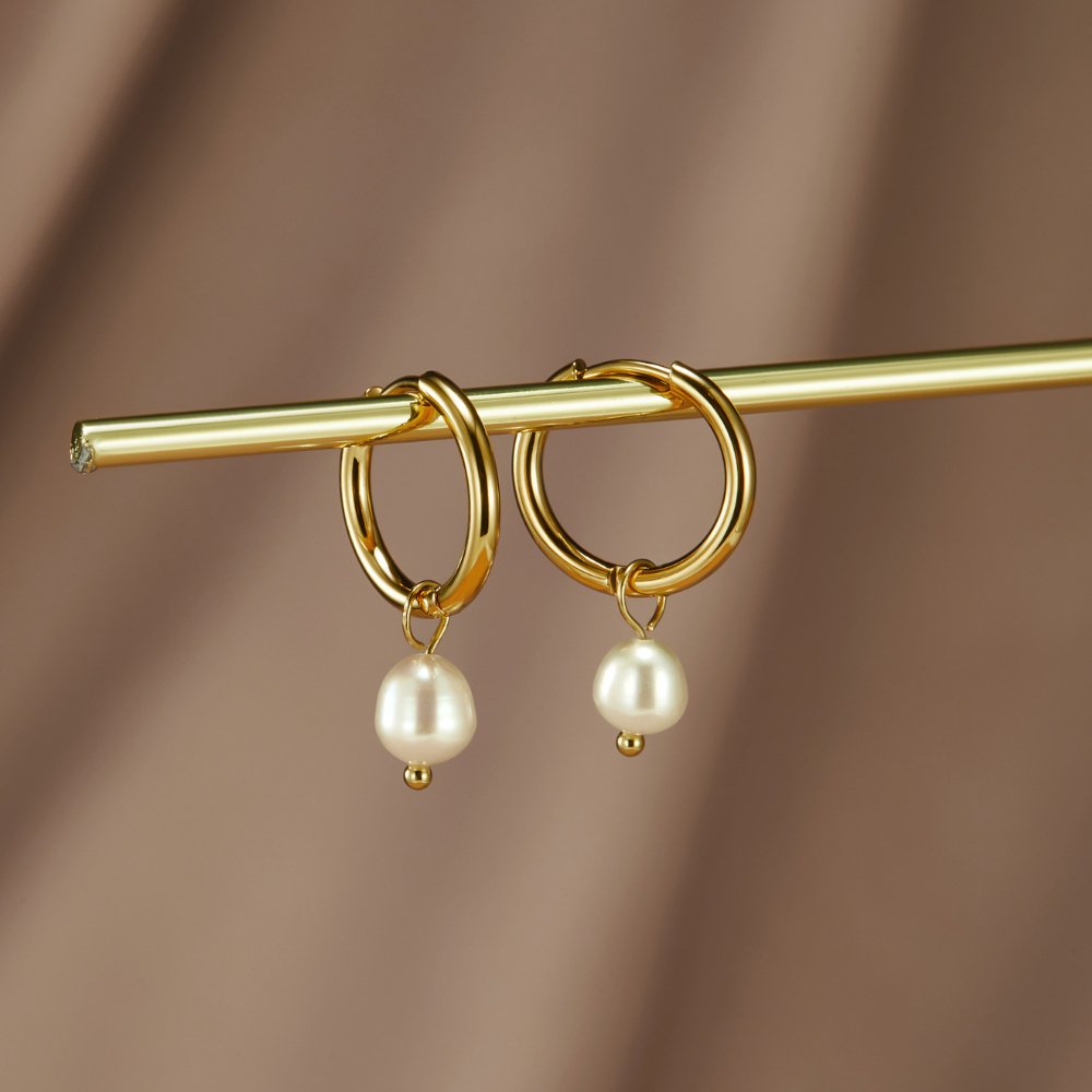 MILA | ORECCHINI A CERCHIO ESSENTIAL CON PERLA