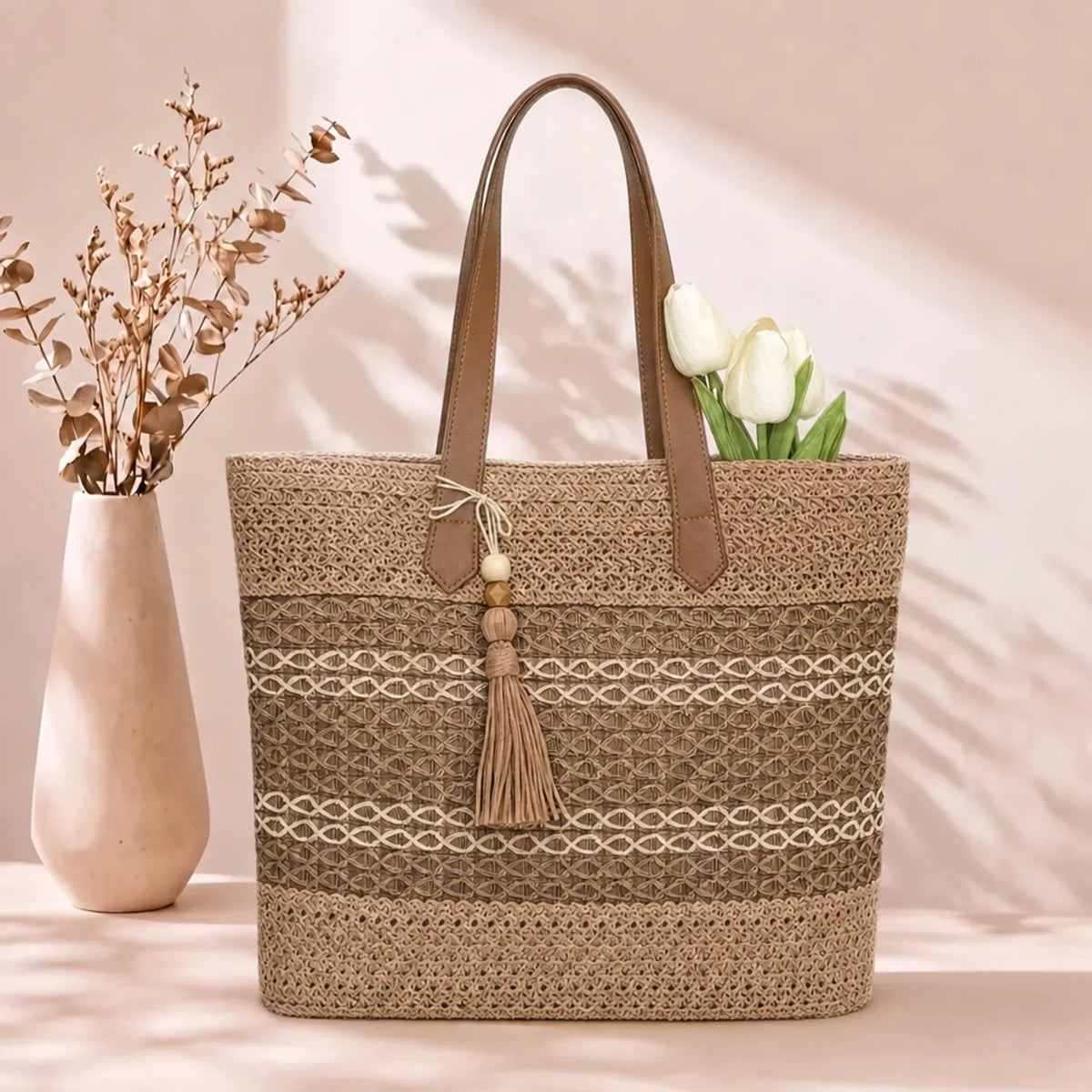 MIRA | BORSA TOTE IN PAGLIA CON NAPPINE BOHO