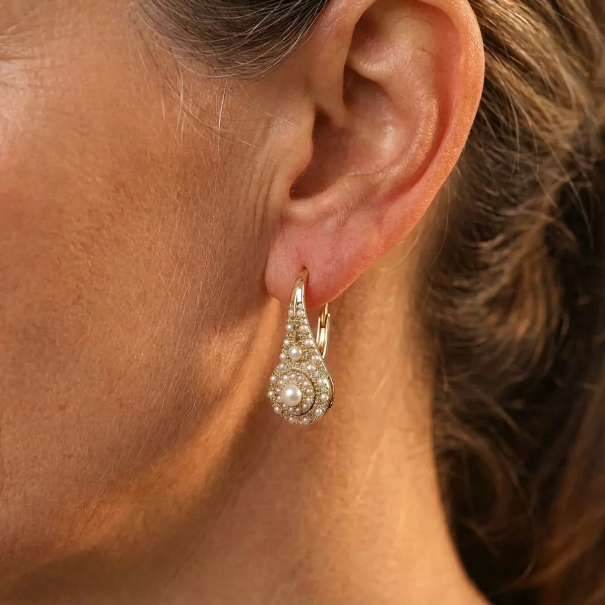 FIORA | ORECCHINI ELEGANT PEARL BLOOM