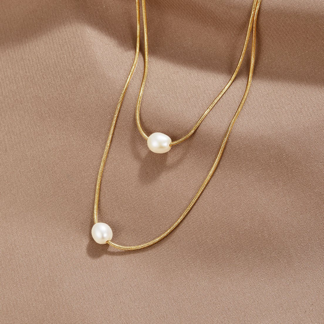 SERAPHINA | COLLANA DI PERLE A STRATI SOFISTICATA