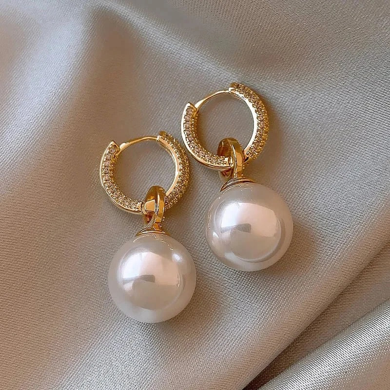 LUCIANA | ORECCHINI DI PERLE SMAGLIANTI