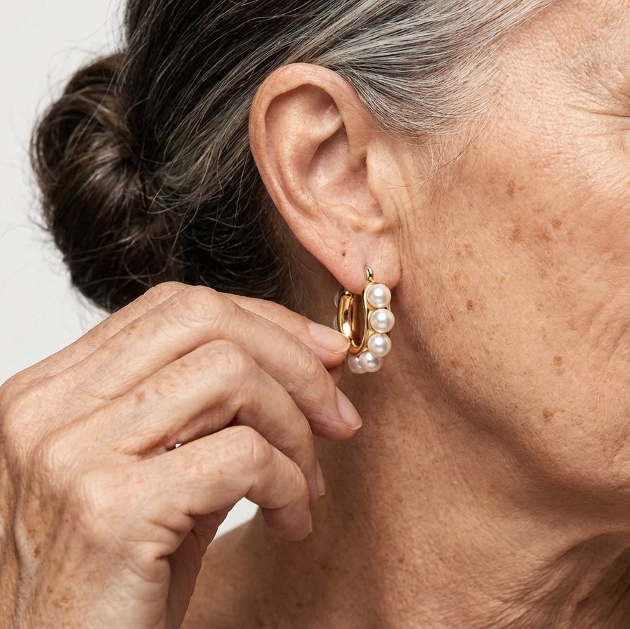PEARLA | ORECCHINI A CERCHIO CON PERLE A GRAPPOLO