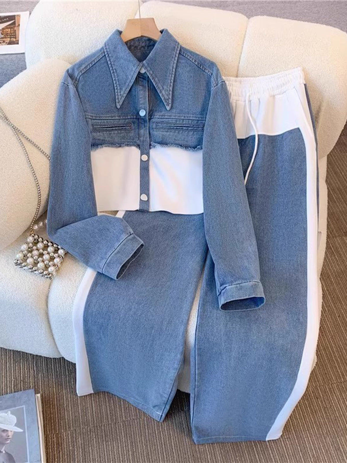 HOLBROOK | COMPLETO GIACCA CROPPED COLOR-BLOCK E PANTALONI A GAMBA LARGA