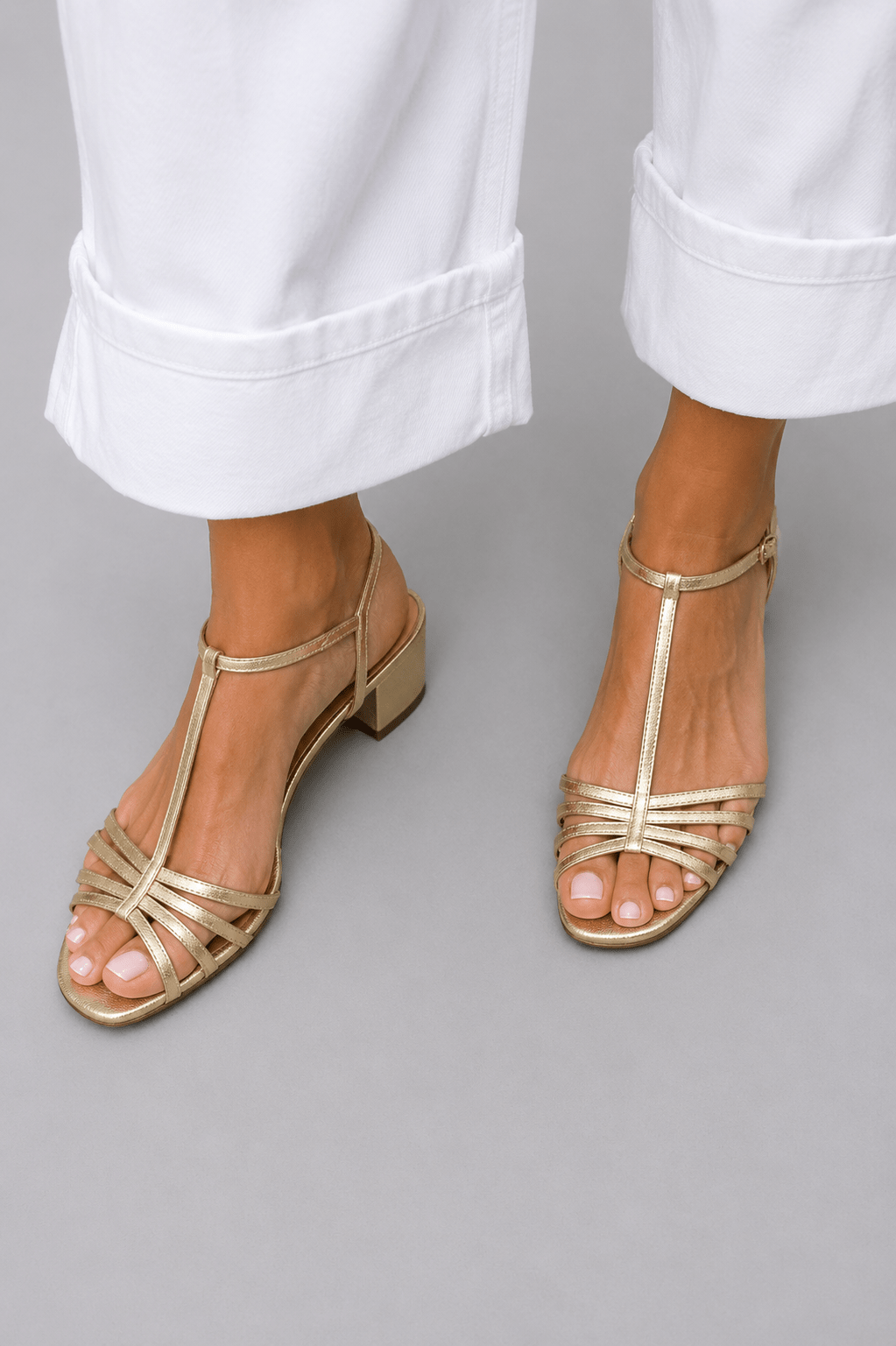 ALEGRE | SANDALI DORATI: ELEGANZA QUOTIDIANA